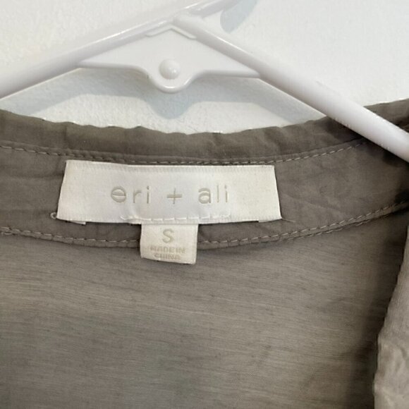 ERI + ALI ANTHROPOLOGIE Olive Green Embroidered Boxy Dolman Sleeve Button Down S - Picture 6 of 16